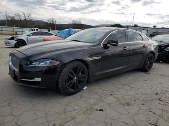 2016 Jaguar XJ-Series SAJWJ2GD5G8W02966
