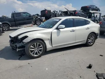 2019 Infiniti Q70 JN1BY1AP3KM505628