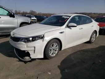 2018 Kia Optima KNAGT4L3XJ5206138