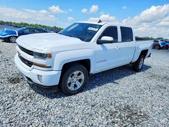 2018 Chevrolet Silverado 1500 3GCUKREC2JG232129