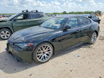 2019 Alfa Romeo ZARFAMBN7K7600909