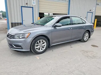 2018 Volkswagen Passat 1VWAA7A38JC025924