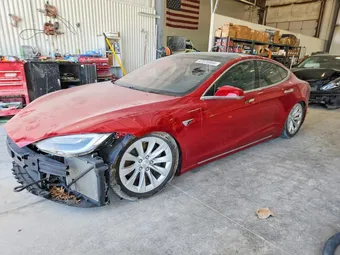2017 Tesla Model S 5YJSA1E2XHF208261