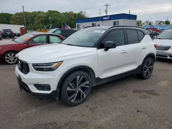 2020 Volvo XC40 YV4162UM3L2221478