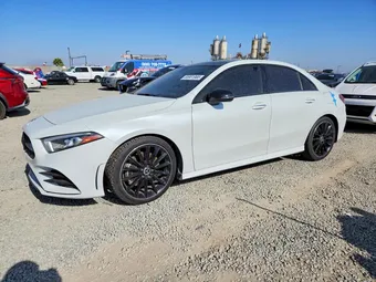 2020 Mercedes-Benz A-Class W1K3G4EB9LJ209087