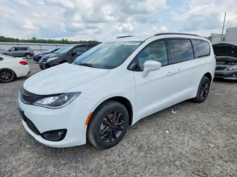 2020 Chrysler Pacifica 2C4RC3BG7LR267821