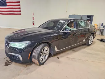2016 BMW 7 Series WBA7F2C51GG418551