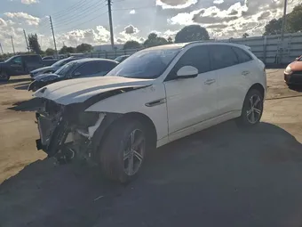 2017 Jaguar F-PACE SADCM2BV5HA881763