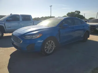 2020 Ford Fusion 3FA6P0HD5LR261888