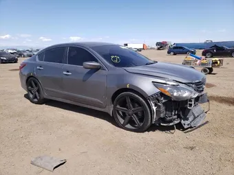 2017 Nissan Altima 1N4AL3AP6HC135086