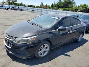 2018 Chevrolet Cruze 1G1BE5SM2J7243608 Lot 57078406