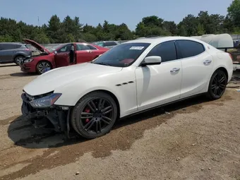 2015 Maserati Ghibli ZAM57RTA4F1138052