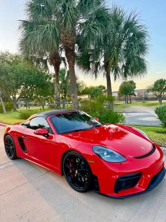 2021 Porsche Boxster WP0CC2A84MS240215