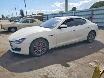 2018 Maserati Ghibli ZAM57YTA3J1293095