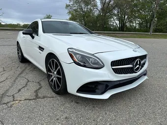 2017 Mercedes-Benz SLC-Class WDDPK6GA5HF131952