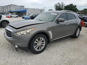2015 Infiniti QX70 JN8CS1MU8FM381242