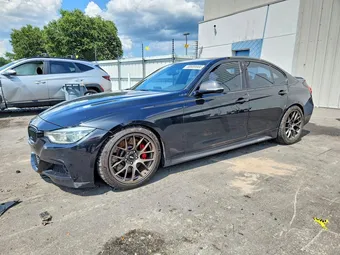 2017 BMW 3 Series WBA8B3G3XHNU36042