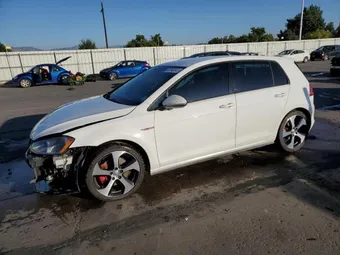 2016 Volkswagen GTI 3VW4T7AU6GM021152
