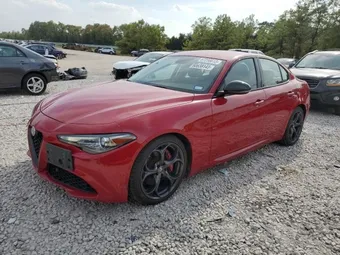 2018 Alfa Romeo Giulia ZARFAECN7J7594483