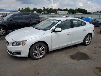 2014 Volvo S40 YV1612FH7E2289299
