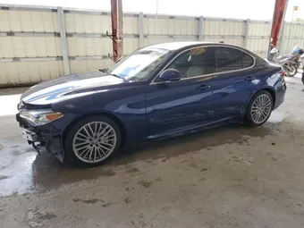 2017 Alfa Romeo Giulia ZARFAECN2H7550353