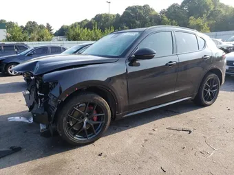 2020 Alfa Romeo Stelvio ZASPAKAN1L7C85344