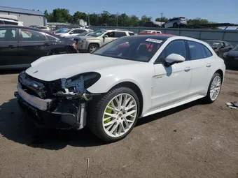 2022 Porsche Panamera WP0CK2A71NL171022