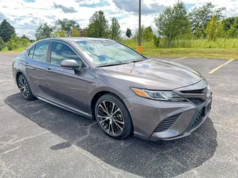 2018 Toyota Camry 4T1B11HKXJU560650