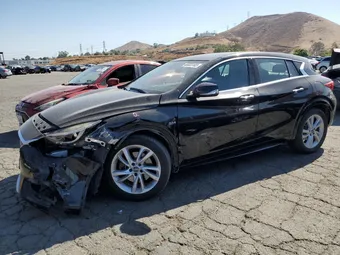 2018 Infiniti QX30 SJKCH5CP2JA057157