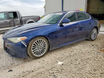 2017 Alfa Romeo Giulia ZARFAECN8H7542578