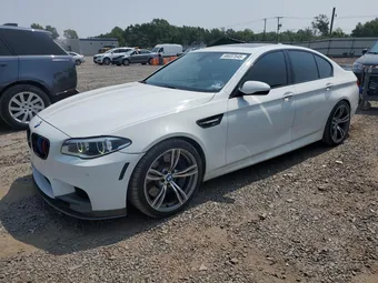 2015 BMW M5 WBSFV9C58FD594418