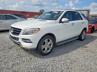 2015 Mercedes-Benz M-Class 4JGDA5HB5FA505418