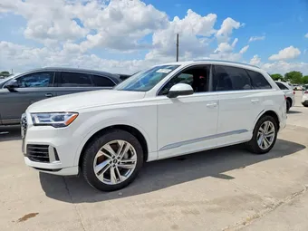 2021 Audi Q7 WA1AXAF76MD028310