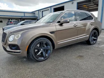 2017 Bentley Bentayga SJAAC2ZV0HC015826