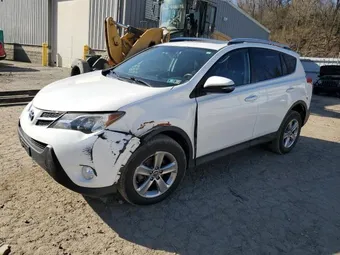 2015 Toyota RAV4 2T3RFREV0FW392156