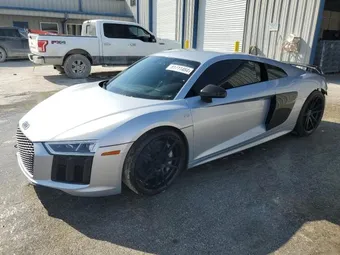 2017 Audi R8 WUAKBAFX3H7901379