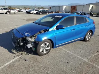 2018 Hyundai Ioniq KMHC75LC8JU099393