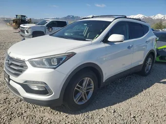 2017 Hyundai Santa Fe 5NMZUDLB4HH032946