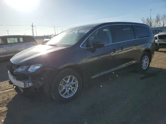 2022 Chrysler Voyager 2C4RC1CG1NR219060