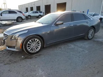 2018 Cadillac CT6 1G6KC5RX0JU158557
