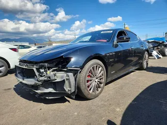 2018 Maserati Ghibli ZAM57YSSXJ1271637