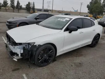 2024 Volvo S60 Plus 7JRL12FHXRG281975
