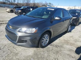2019 Chevrolet Sonic 1G1JD5SB5K4120563