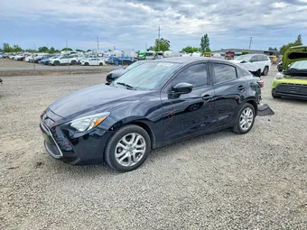 2017 Toyota Yaris 3MYDLBYV4HY153651