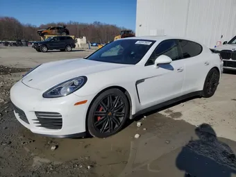 2016 Porsche Panamera WP0AF2A75GL080186