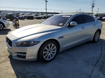 2019 Jaguar XE SAJAR4FXXKCP48344