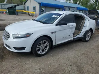 2016 Ford Taurus 1FAHP2D87GG122419
