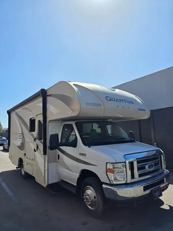 2017 Ford E-Series Chassis 1FDWE3FS9HDC74870