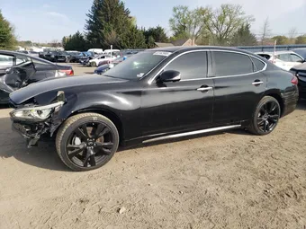 2017 Infiniti Q70 JN1AY1PR6HM150029