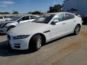 2017 Jaguar XE SAJAD4BN6HA951142